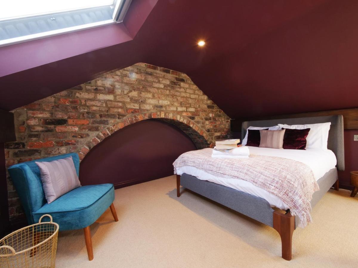 Bar Wall Cottage-City Wall Views-Sleeps 5 约克 外观 照片