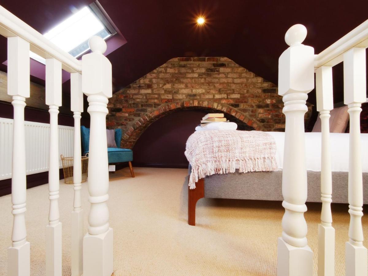 Bar Wall Cottage-City Wall Views-Sleeps 5 约克 外观 照片